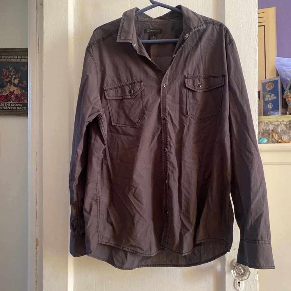 INC Men’s Button Down shirt-XL
Grey
In great condition
Please see all pictures